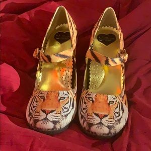 Chocolaticas® High Heels Bengala Mary Jane Pump